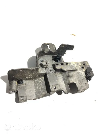 Volvo XC60 Engine mounting bracket 31319292