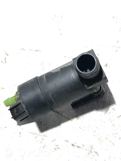 Volvo XC90 Windscreen/windshield washer pump 1S7117K624FE