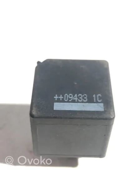 Volvo XC90 Other relay 5M5T14B192CA