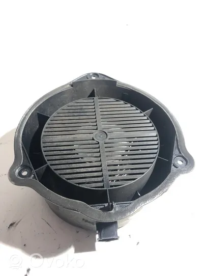 Audi Q7 4L Enceinte de porte arrière 4F0035415B