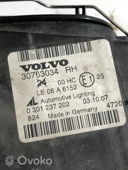 Volvo V50 Faro/fanale 30763034