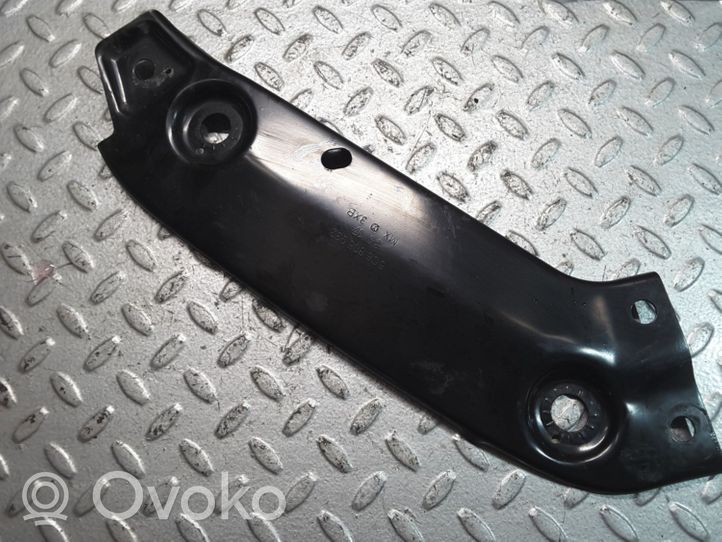 Volkswagen Jetta VI Staffa del pannello di supporto del radiatore parte superiore 5C6805932