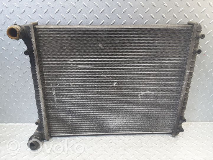 Audi A2 Radiateur de refroidissement 8Z0121251D