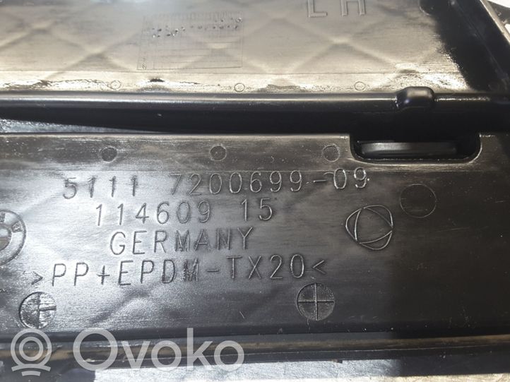 51117231859 BMW 5 F10 F11 Unteres Gitter dreiteilig vorne, 19.00  