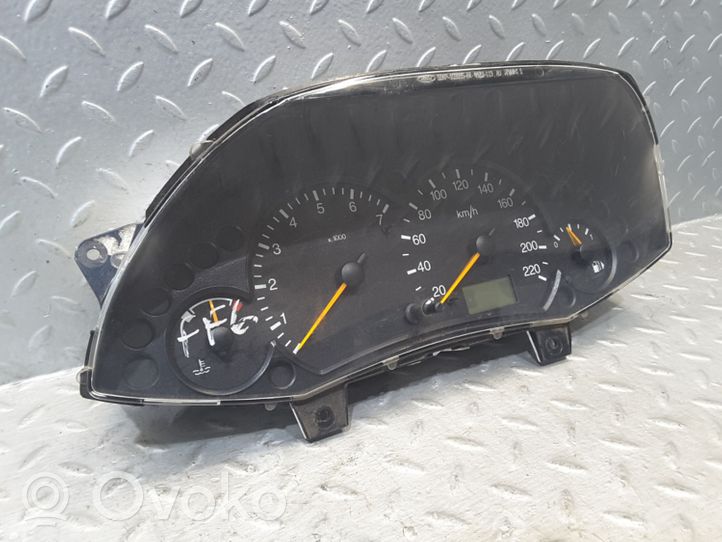 Ford Focus Spidometrs (instrumentu panelī) 98AP10841BC