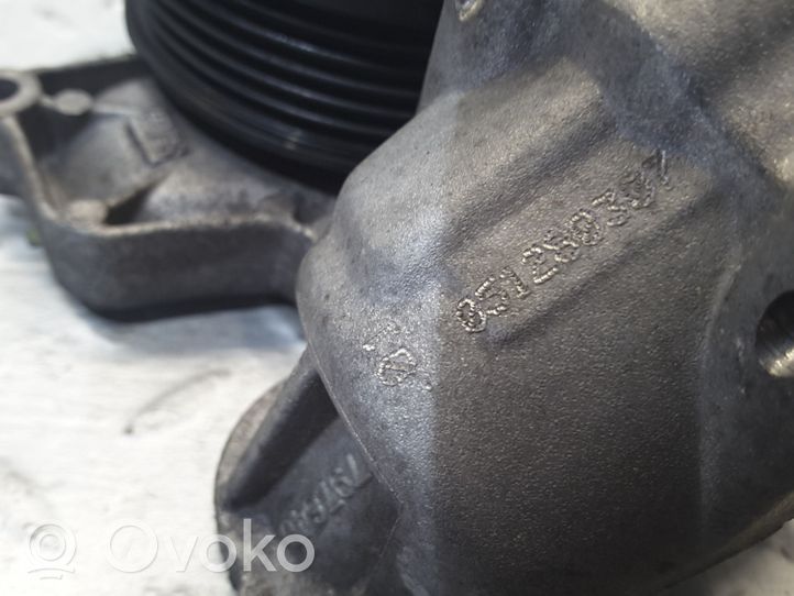 BMW 1 E81 E87 Pompe de circulation d'eau 7797640