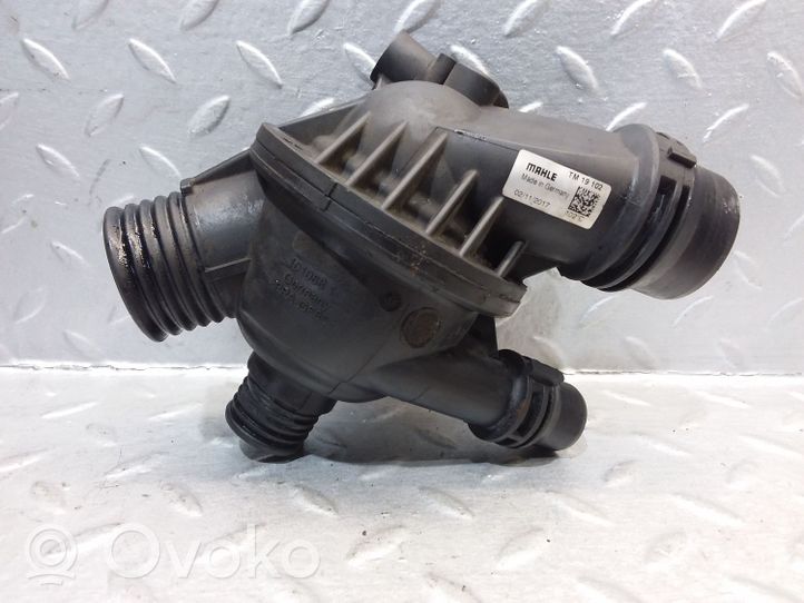 BMW 1 E81 E87 Boîtier de thermostat / thermostat TM19102