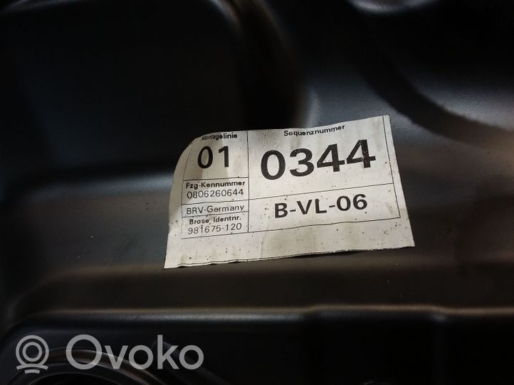 Volkswagen PASSAT B6 Etuikkunan nostomekanismi ilman moottoria 561837461D