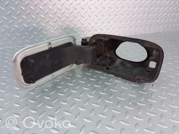 BMW 7 E65 E66 Sportello del serbatoio del carburante 7003915