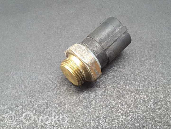 Skoda Rapid (NH) Kühlmitteltemperatur Sensor Fühler Geber 1J0959481A