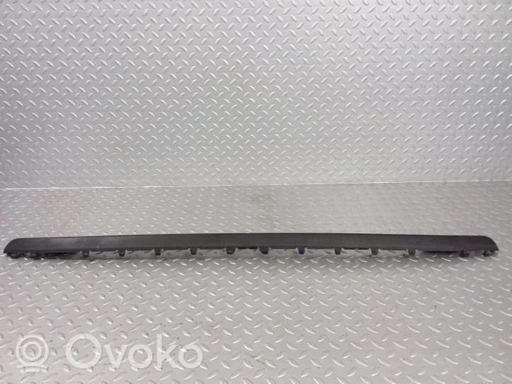 Audi Q7 4M Rear bumper trim bar molding 4M0807541