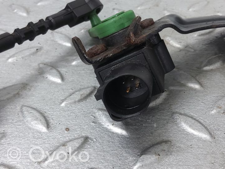 Audi A8 S8 D4 4H Headlight/headlamp level sensor 4H0907503