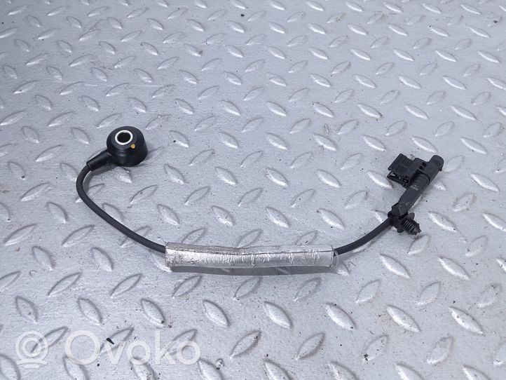 Mercedes-Benz C AMG W205 Klopfsensor A0071530428