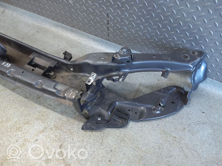 Volvo V50 Support de radiateur sur cadre face avant QA1024757