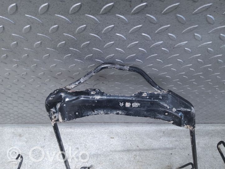 Citroen Berlingo Supporto di montaggio ruota di scorta 9820656880