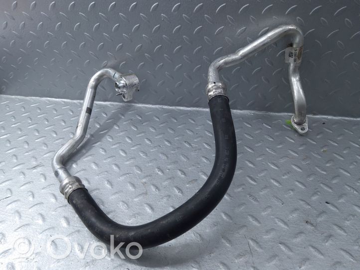 Land Rover Defender Ilmastointilaitteen putki (A/C) M8B219N602BC