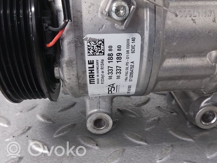 Citroen C4 III e-C4 Compressore aria condizionata (A/C) (pompa) 9833718880