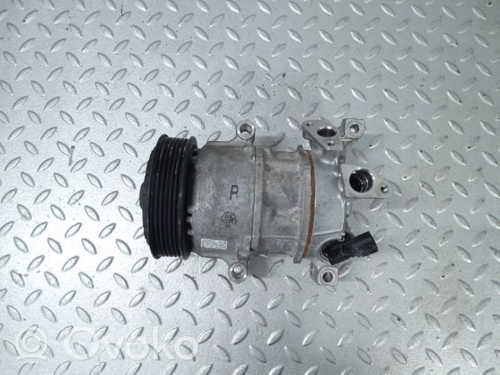 Toyota Yaris XP210 Ilmastointilaitteen kompressorin pumppu (A/C) 88310K0030