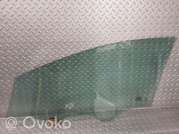 KIA Ceed Vetro del finestrino della portiera anteriore - quattro porte 82420A2010