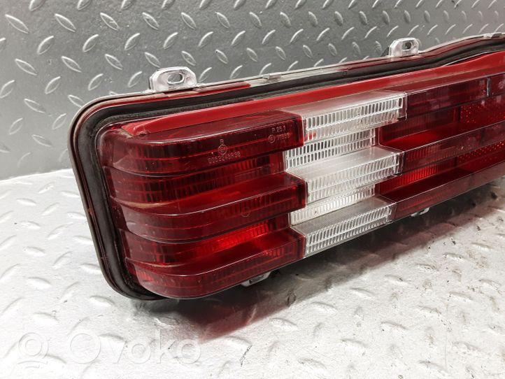 Mercedes-Benz 200 300 W123 Rear/tail lights 22064R