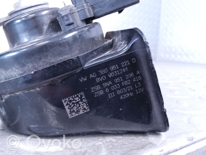 Volkswagen Tiguan Hupe Signalhorn Fanfare 3B0951221D