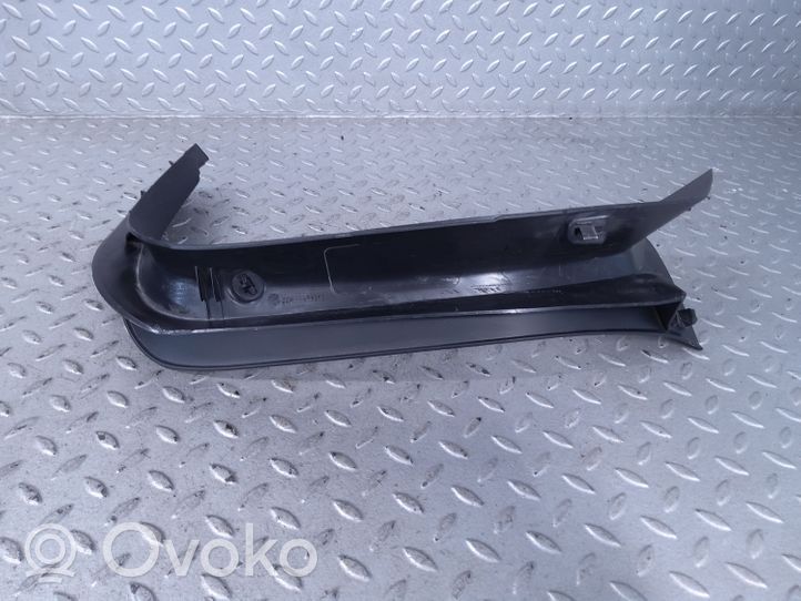 Citroen C4 III e-C4 Takaluukun koristelista 98333074ZD