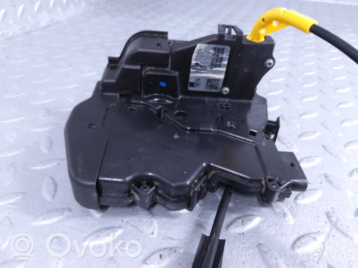 Citroen C4 III e-C4 Zamek drzwi tylnych 9832788680