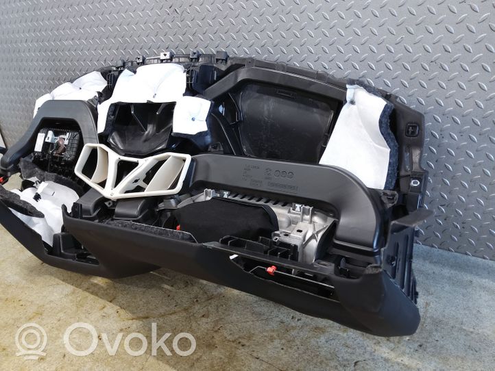 BMW X5 G05 Deska rozdzielcza 9710587