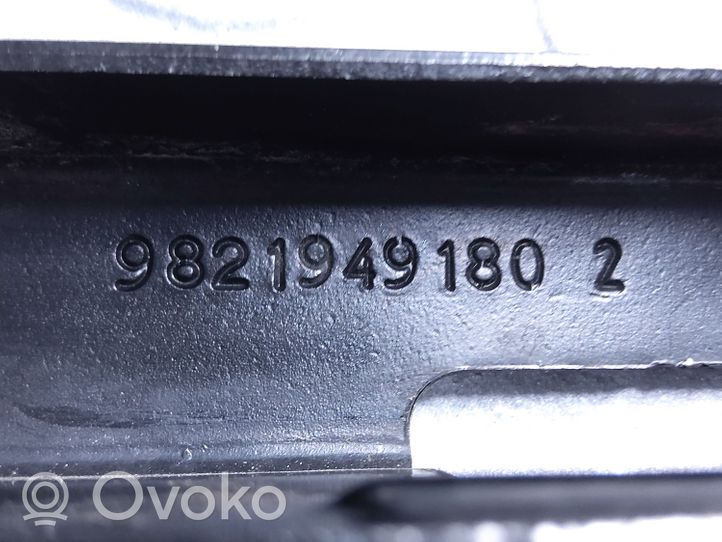 Toyota ProAce City Altro elemento di rivestimento della portiera posteriore 9821949180