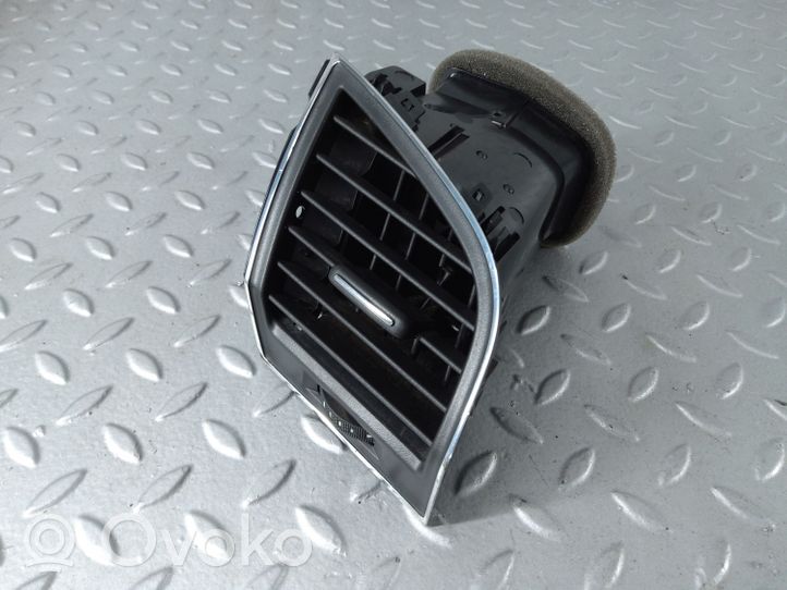 Skoda Fabia Mk3 (NJ) Garniture, panneau de grille d'aération latérale 6V0819702A