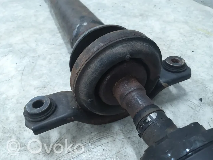 Subaru Outback (BS) Albero di trasmissione con sede centrale 27111AL020