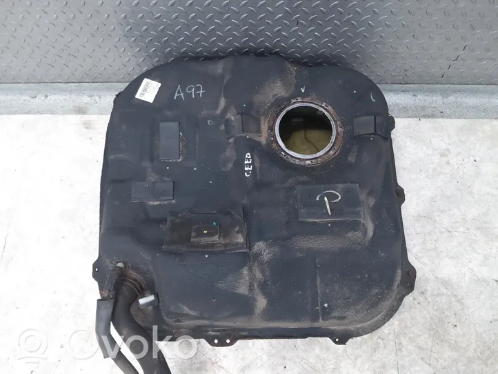 KIA Ceed Kraftstofftank 31100A6970