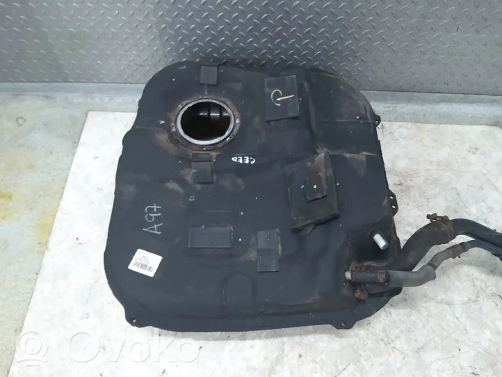 KIA Ceed Kraftstofftank 31100A6970