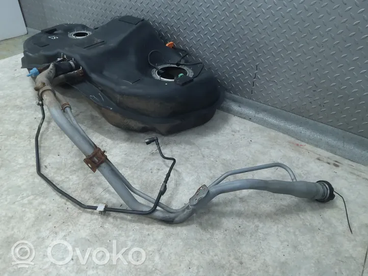 Subaru Outback (BS) Réservoir de carburant 42012SG000