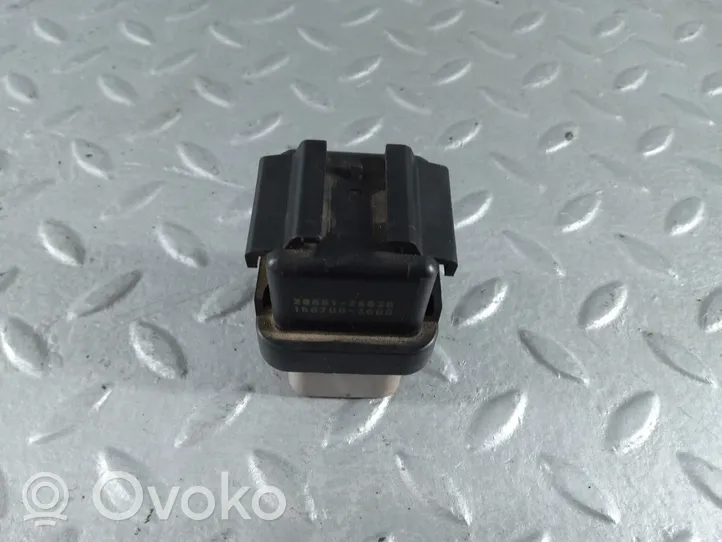 Toyota Avensis T270 Glow plug pre-heat relay 2861067010