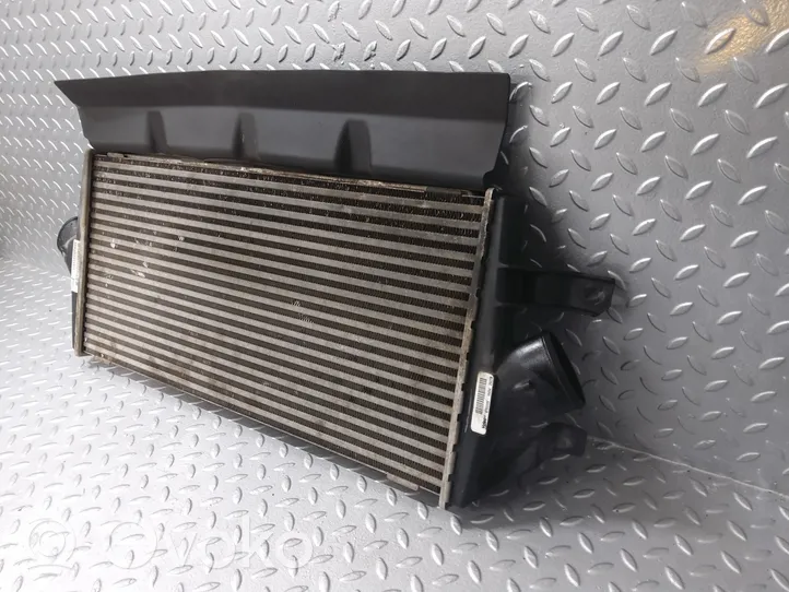 Dodge Avenger Chłodnica powietrza doładowującego / Intercooler 879333V