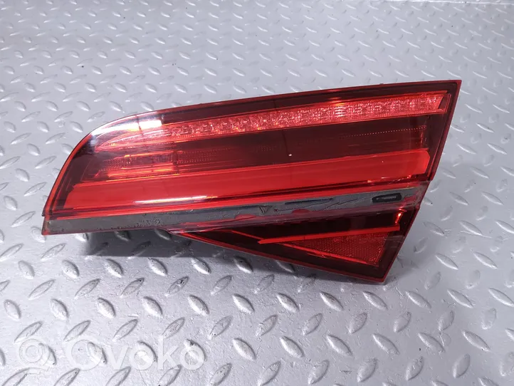 Audi A8 S8 D4 4H Tailgate rear/tail lights 4H0945094K