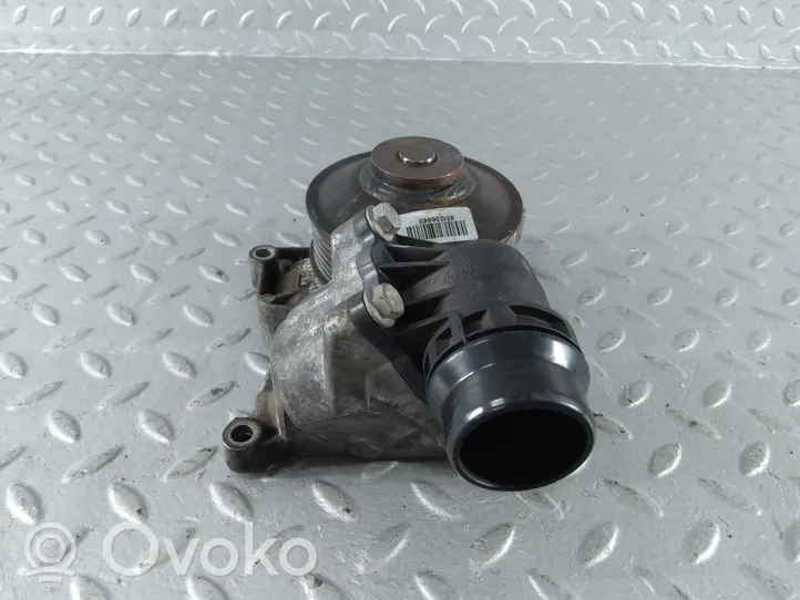 BMW 5 F10 F11 Pompa dell’acqua 11518516435