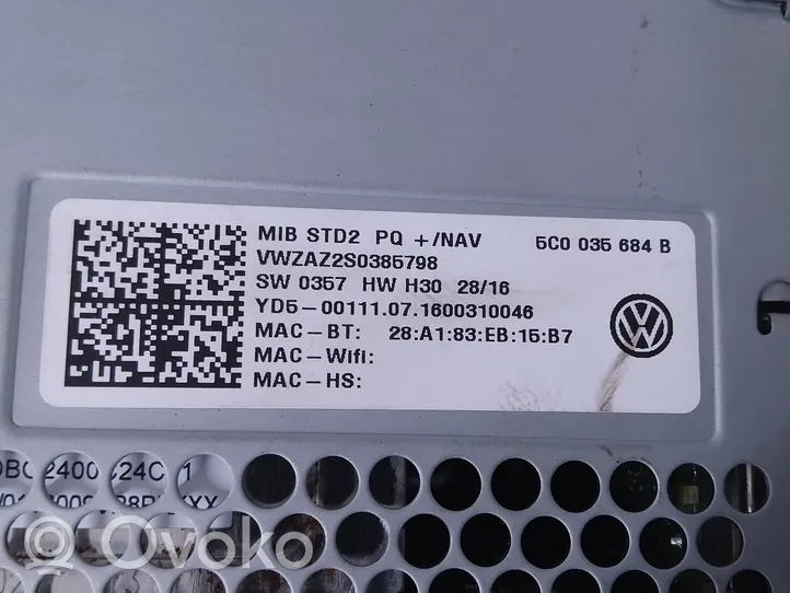 Volkswagen PASSAT B8 USA Panel / Radioodtwarzacz CD/DVD/GPS 5C0035684B