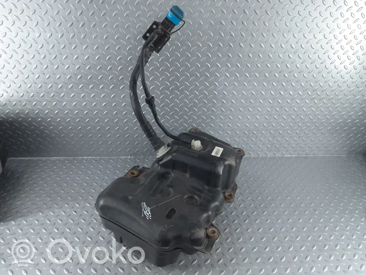 Opel Insignia A Serbatoio vaschetta liquido AdBlue 13438275