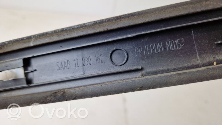 Saab 9-3 Ver2 Listwa błotnika tylnego 12830182