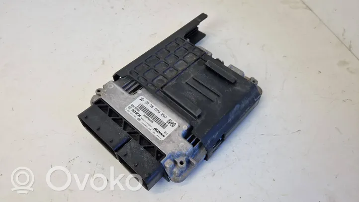 Saab 9-5 Sterownik / Moduł ECU 0281017740