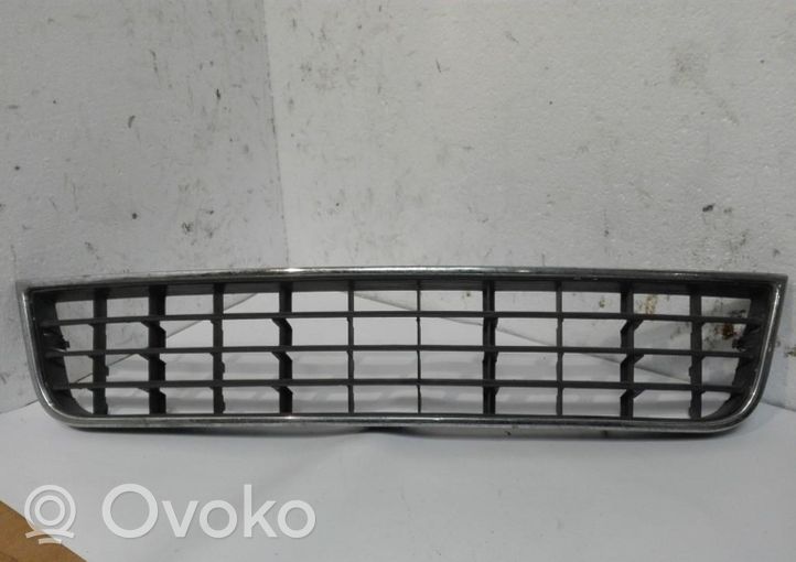 Audi A6 S6 C6 4F Grille inférieure de pare-chocs avant 4B0807683L