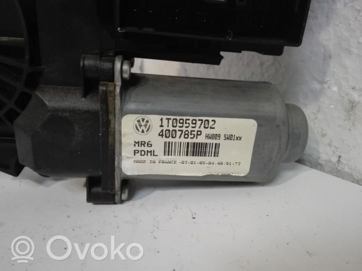 Volkswagen Touran I Front door window regulator motor 1K0959792C