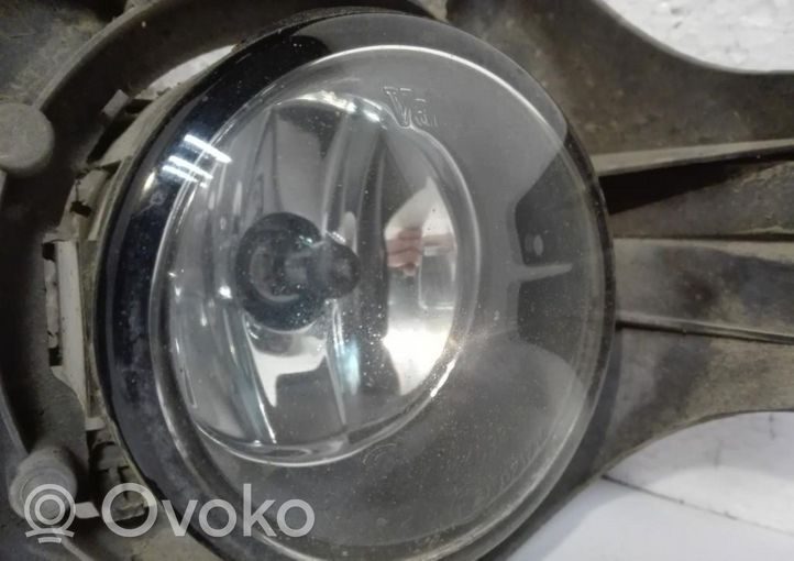 Nissan Navara Światło przeciwmgłowe przednie 89210094