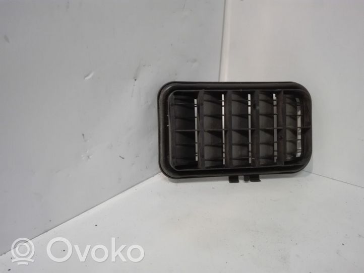 Audi A8 S8 D3 4E Kulmapaneelin paineventtiili 4E0819181A