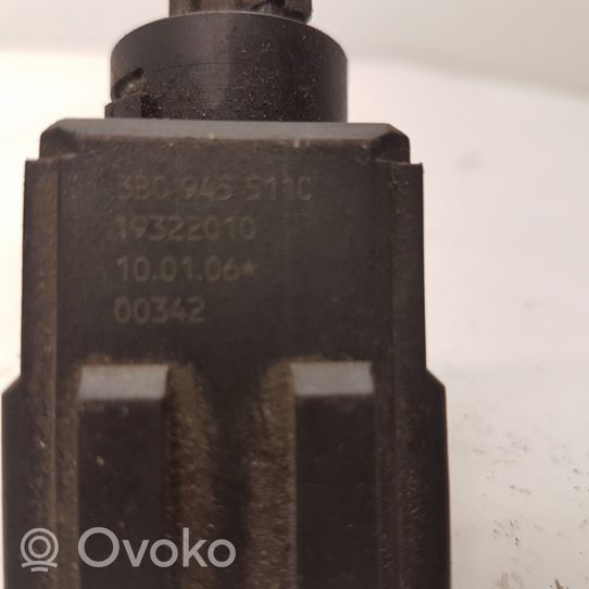 Audi A6 S6 C6 4F Bremzes pedāļa sensors 3B0945511C