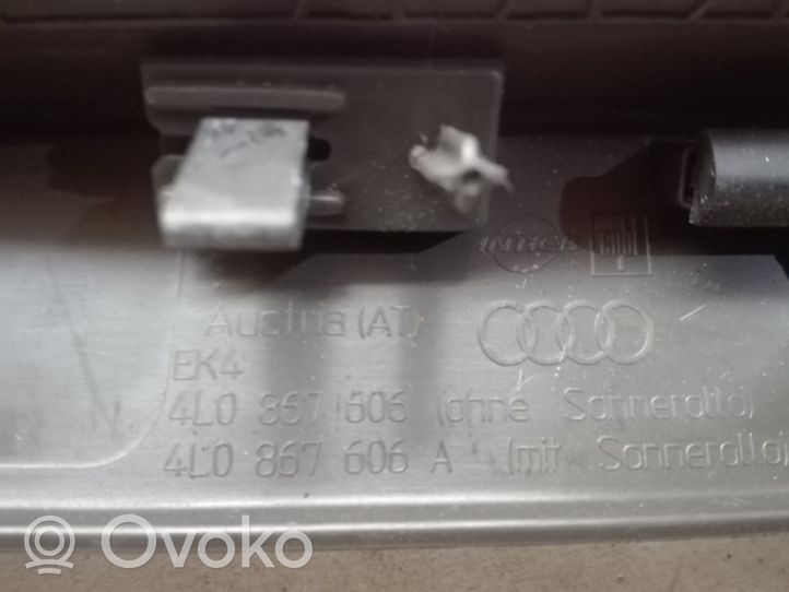 Audi Q7 4L Kita bagažinės apdailos detalė 4L0867606