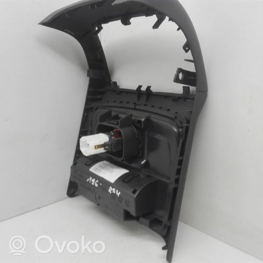 Audi RS4 Kita centrinė konsolės (tunelio) detalė 8K0864376