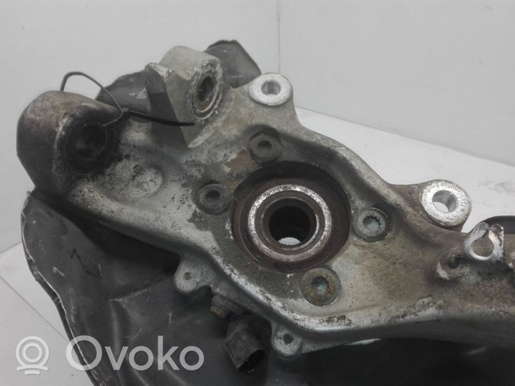 Audi A6 S6 C6 4F Передний поворотный кулак (ступица, цапфа) 4F0257